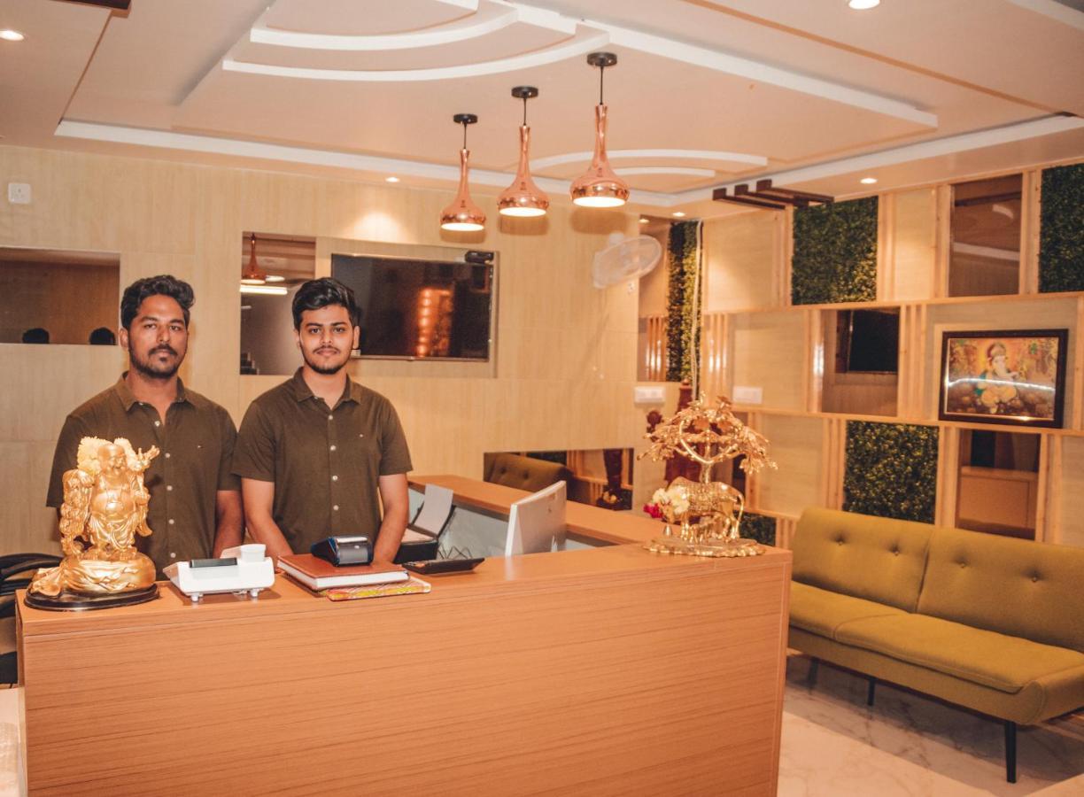 Hotel Mountview Comforts Tirupati Ngoại thất bức ảnh