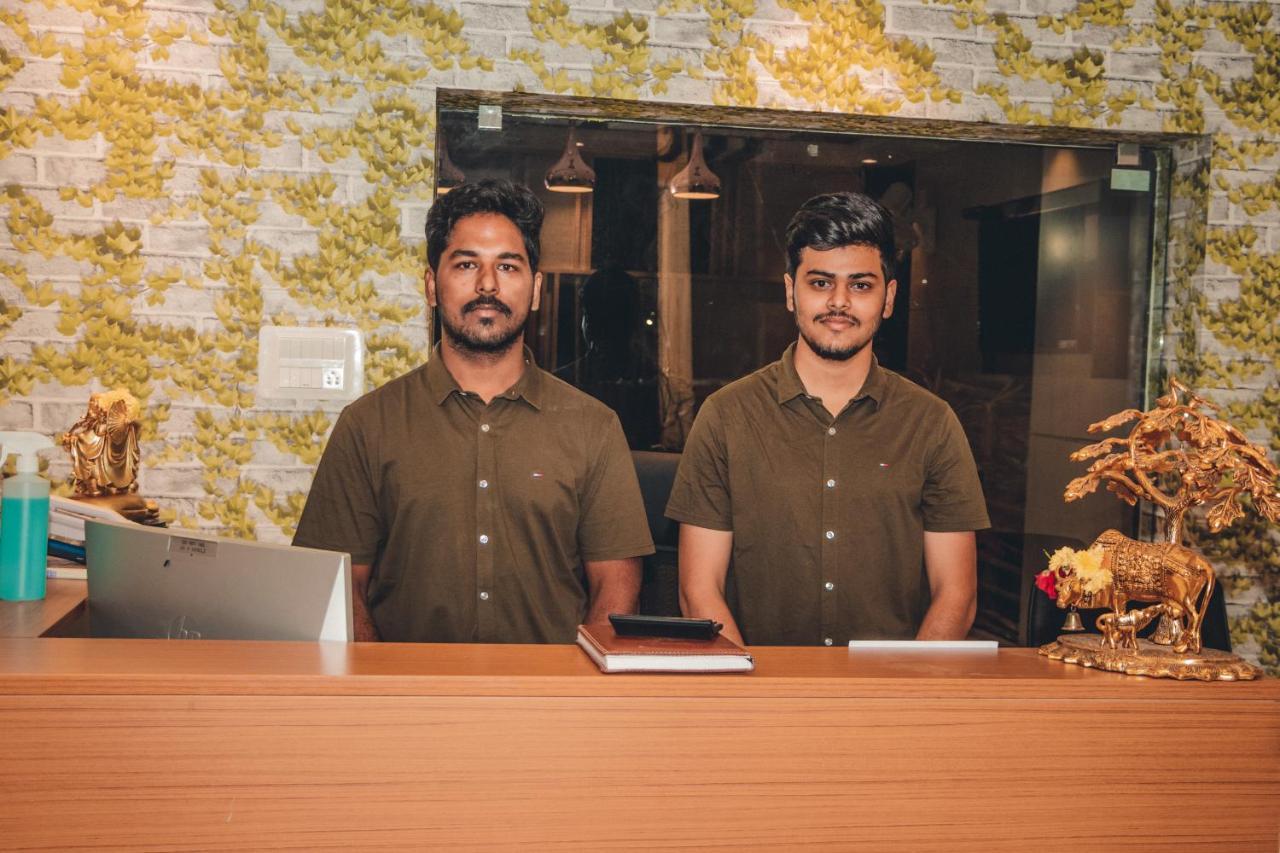 Hotel Mountview Comforts Tirupati Ngoại thất bức ảnh
