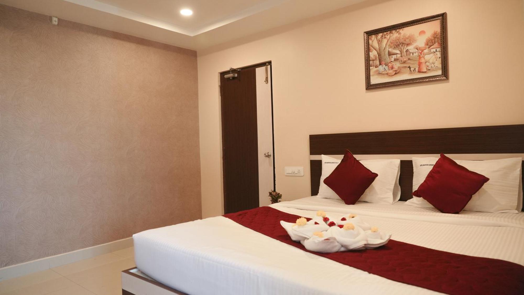 Hotel Mountview Comforts Tirupati Ngoại thất bức ảnh