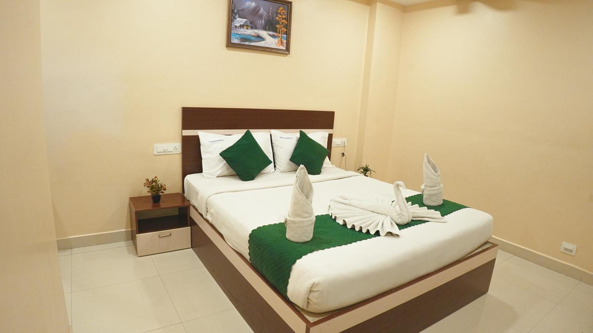 Hotel Mountview Comforts Tirupati Ngoại thất bức ảnh