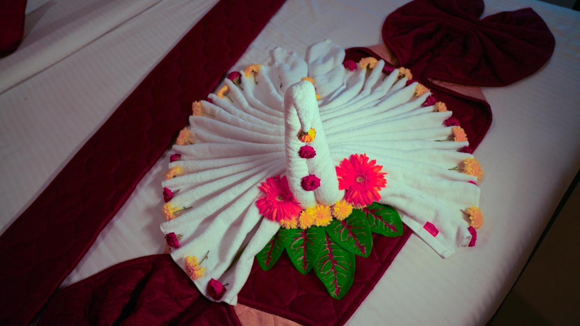 Hotel Mountview Comforts Tirupati Ngoại thất bức ảnh